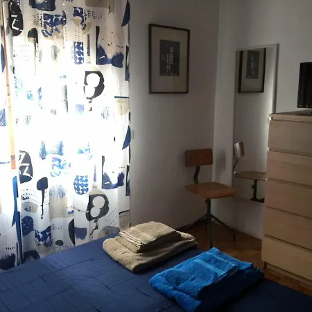 Up To Four Semesterbostad Milano