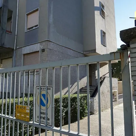 Vivapartments Milanosansiro Lägenhet *