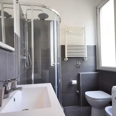 Monolocale Fiera Apartament Mediolan