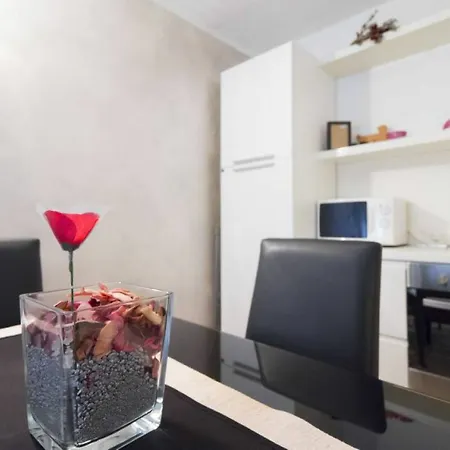 Easylife - - Vigevano 13 P1 - Porta Genova Daire Milano