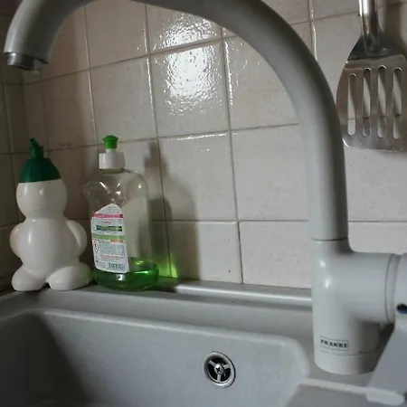 米勒利尔如家公寓 *