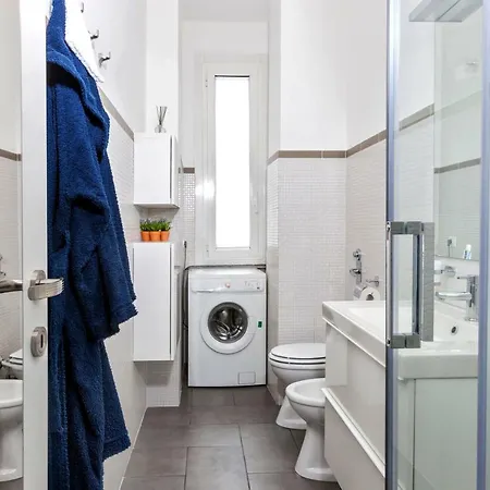 Bright House In Apartament Mediolan