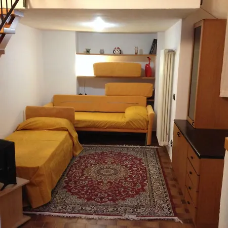 Διαμέρισμα Olona Place 3