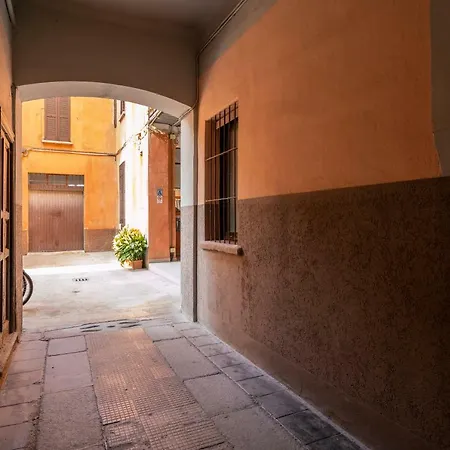Apartment Pastrengo Flat Milan