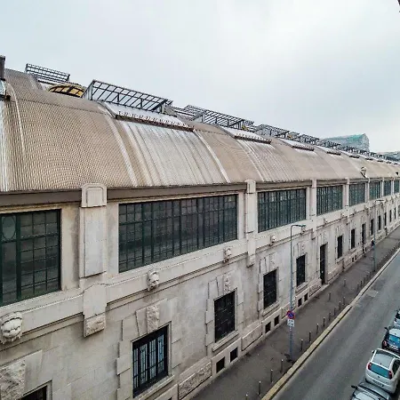 Central Station Daire Milano