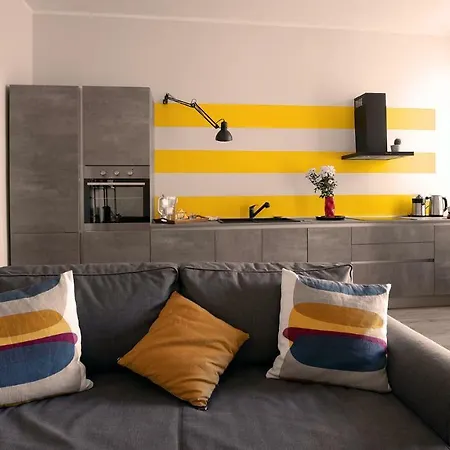 Casa Dela Μιλάνο