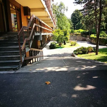 De Angeli Modern