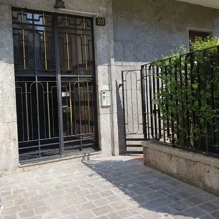 Apartament Smart Station *