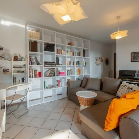Nord - Con Ampio Terrazzo Apartment