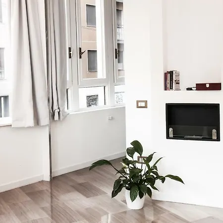 New - Beautiful In A Perfect Location Apartment *