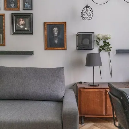 Apartmán Menabrea 33 - Stylish Apartment!