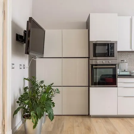 Chiarilu Near The Center Politecnico Fair And Life