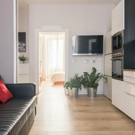 Chiarilu Near The Center Politecnico Fair And Life Apartment