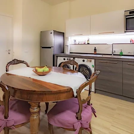 La Casa Colorata - Flats In - Bocconi *