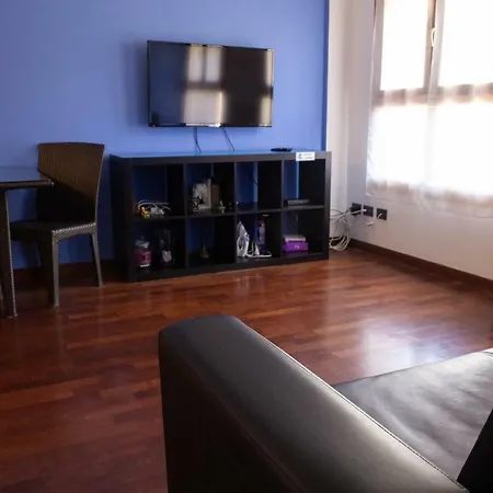 Corso San Gottardo - Darsena Flat Apartament