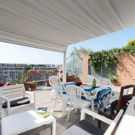 Exclusive Rooftop With Large Terrace In Solari/tortona Milan