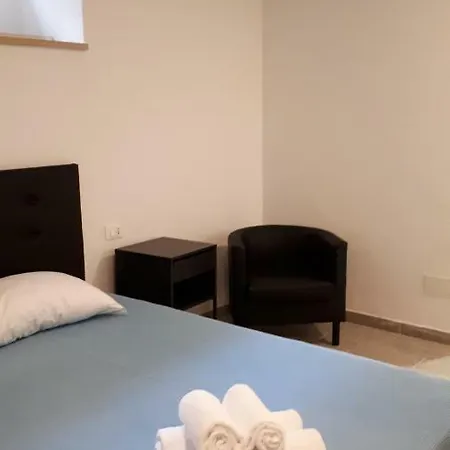 Abruzzi 17 Politecnico-porta Venezia Quiet And Large With Kitchen Milan
