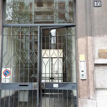 Guest house Abruzzi 17 Politecnico-porta Venezia Quiet And Large With Kitchen Milan