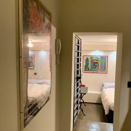 Fra Storia E Modernità *