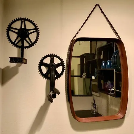 Fra Storia E Modernità