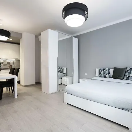 Center - Porta Romana Appartement *