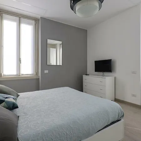 Center - Porta Romana *