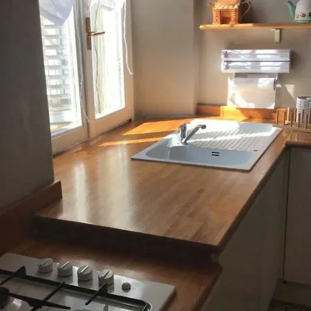So Close To Castle! Apartamento