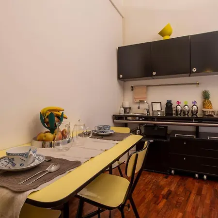 Cute Little For Two. Near Metro & Fiera Apartamento *