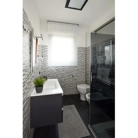 Co&mo A 16 Minuti Da Duomo * 밀라노