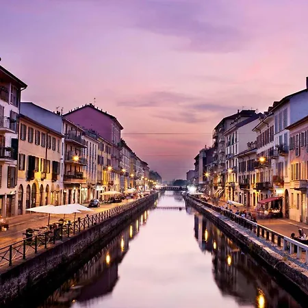Il Naviglio Dietro L'angolo Mailand