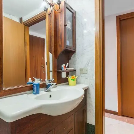 Apartamento Grazioso Monolocale Stile Vecchia Milão