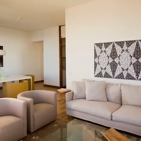 Domux Torre Velasca Apartahotel 2*
