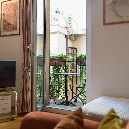 Flowers' Lane * Милан