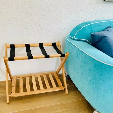 Luxury Flat By Station / Unique View *