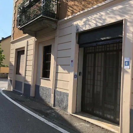 Ca Foscari San Siro Apartament *