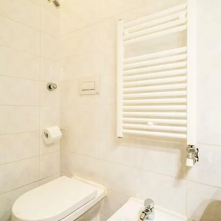 Apartament Legnone B Flat