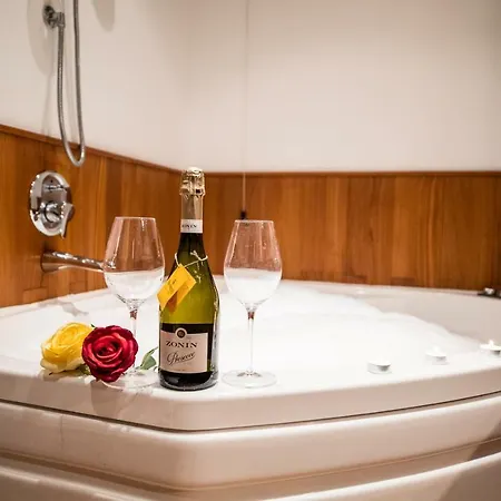 Airguest Crocetta Loft Apartment Milan