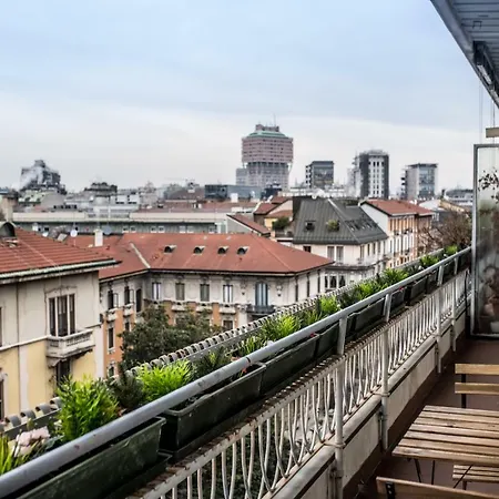 Airguest Crocetta Loft Apartment *