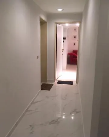 Lunigiana 15 Mailand