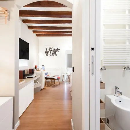 Moscova Luxury Oda ve Kahvaltı 4*