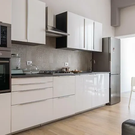 Apartment Chiarilu Near The Center Politecnico Fair And Life *