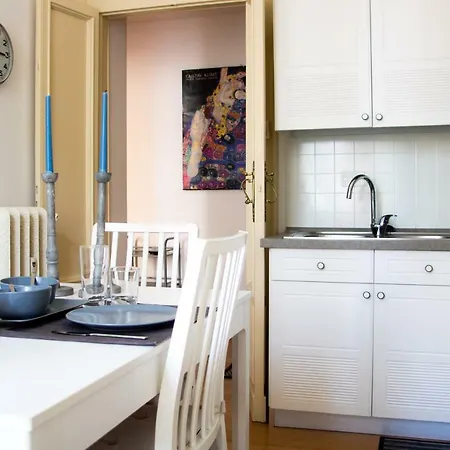 Apartment Corso Buenos Aires Rentclass Chloe Mailand