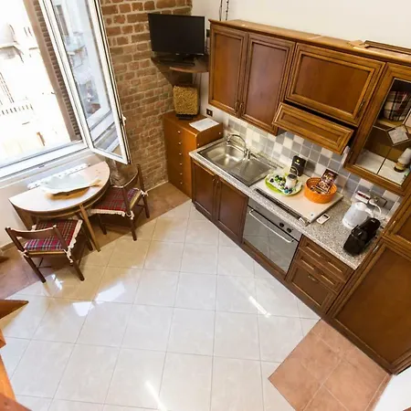 Grazioso Monolocale Stile Vecchia Apartamento