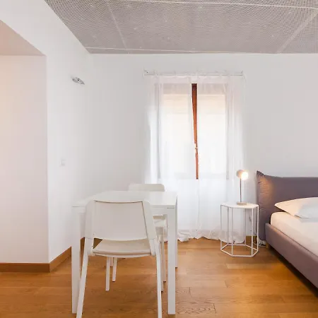Easyhomes - Spiga * Milán