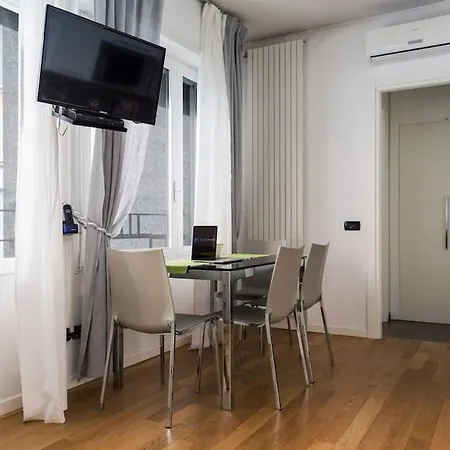 아파트 Delizioso Bilocale In Bocconi - Porta Romana *