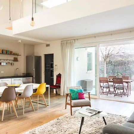 Appartamento Stylish Loft With Garden, 8 Guests, 3 Bedrooms *