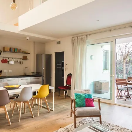 Stylish Loft With Garden, 8 Guests, 3 Bedrooms 米兰