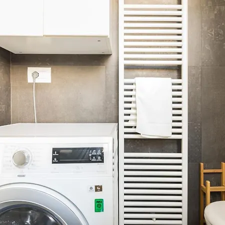 Stylish Loft With Garden, 8 Guests, 3 Bedrooms * 米兰