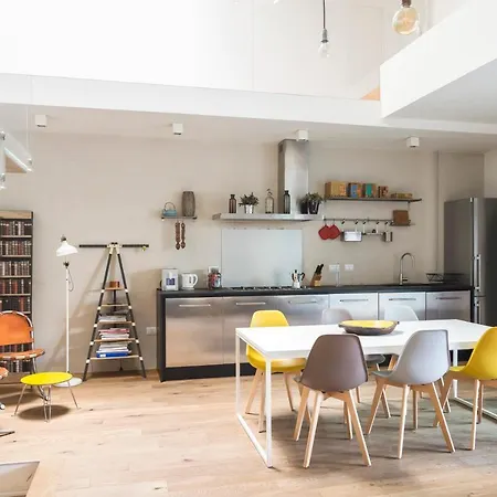 Stylish Loft With Garden, 8 Guests, 3 Bedrooms * 米兰