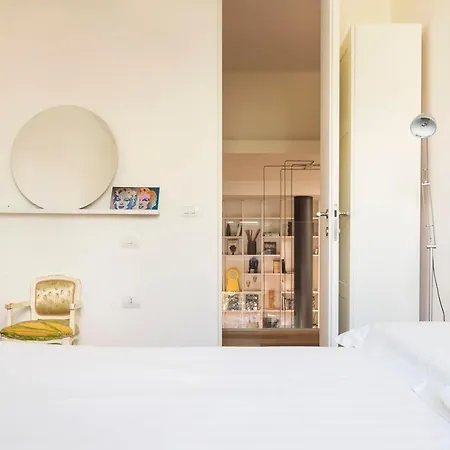 公寓 Stylish Loft With Garden, 8 Guests, 3 Bedrooms 米兰